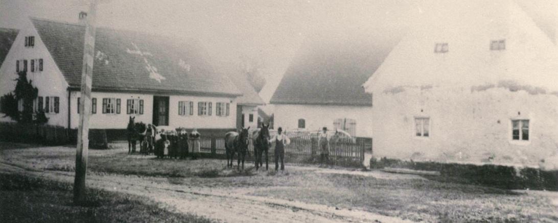 Auf dem Bild zu sehen der "Wünschbauernhof" im 18. Jahrhundert. 