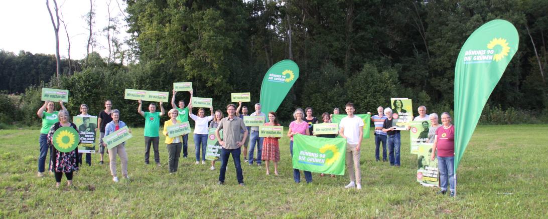 Die Mitglieder von Bündnis 90/ Die Grünen aus den Kreisverbänden Dillingen und Donau-Ries sowie dem nördlichen Teil des Landkreises Aichach-Friedbergs und aus Altenmünster in der Heidenau im Donauried.