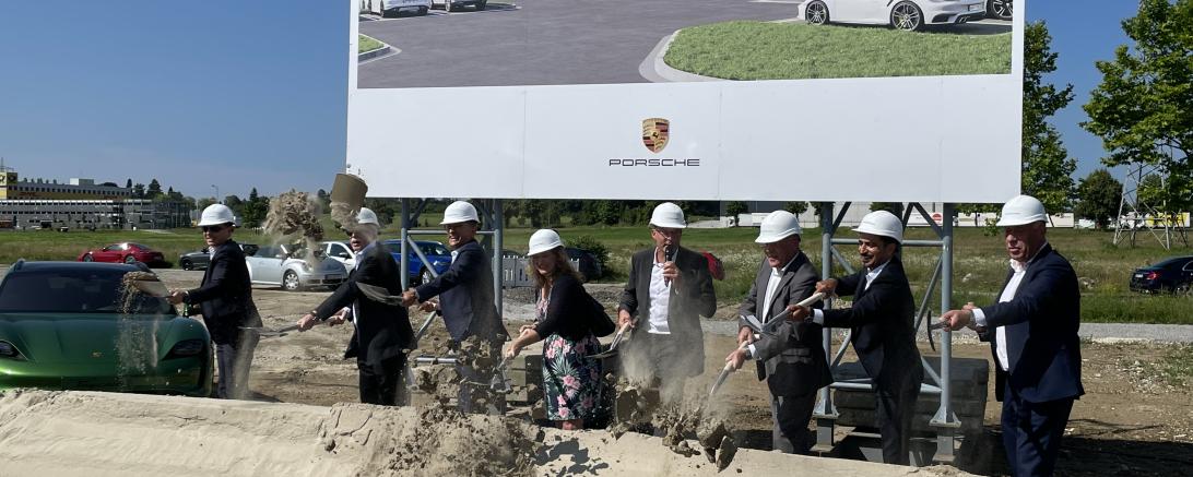 Spatenstich Porsche