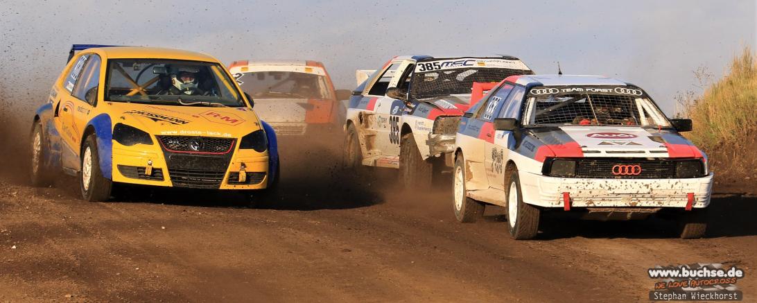 Andreas Fürst konnte in der Klasse 3b, Spezialtourenwagen mit seinem Audi (r.) direkt den ersten Saisonsieg einfahren. 