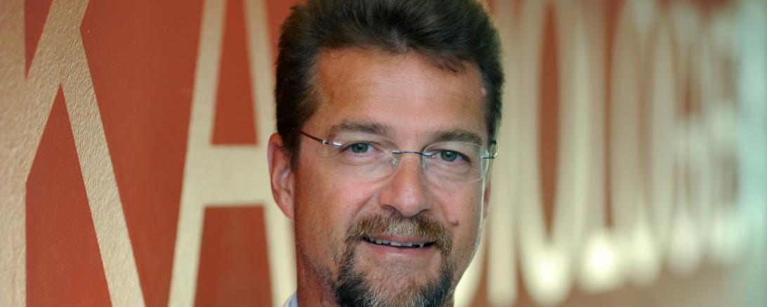 Auf dem Bild zu sehen Prof. Dr. Bernhard Kuch