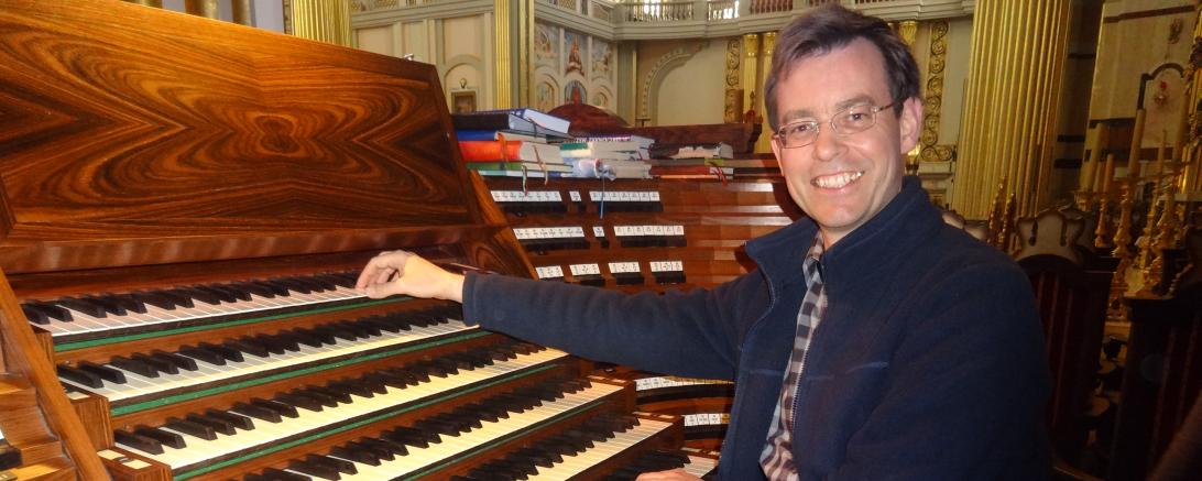 Am 4. September wird Georg Wagner - im Rahmen von Musik und Besinnung zur Marktzeit - in der St. Georgskirche in Nördlingen Orgel spielen. 
