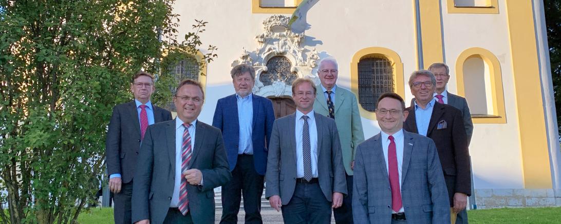 Auf dem Bild zu sehen Mitglieder der CSU Donau-Ries.