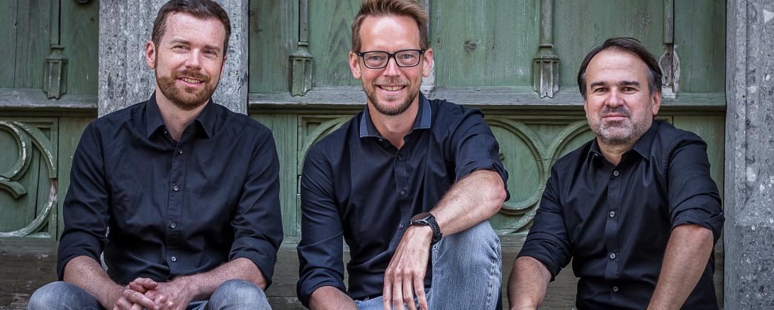 Auf dem Bild zu sehen das H2F.Trio.