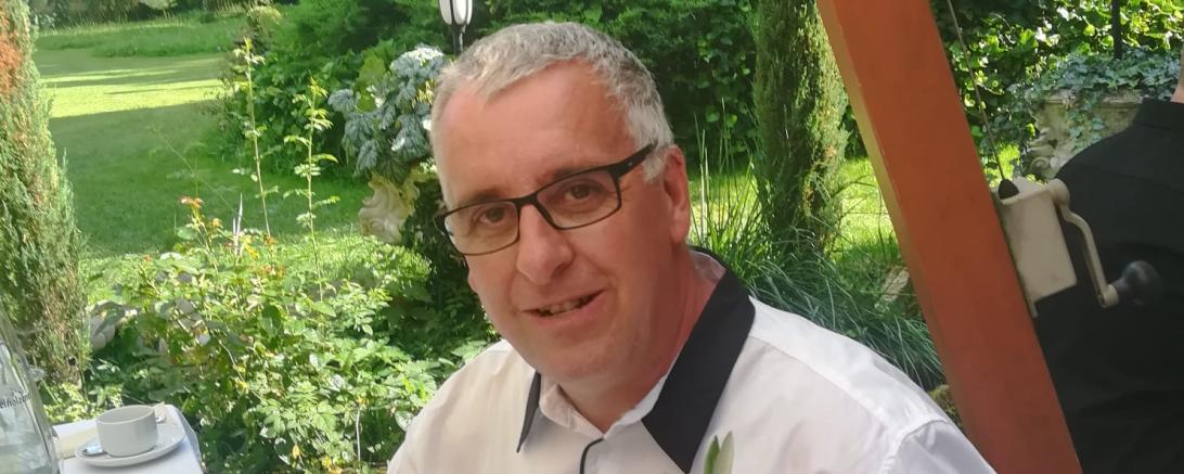 Auf dem Bild zu sehen Jürgen Tochtermann.