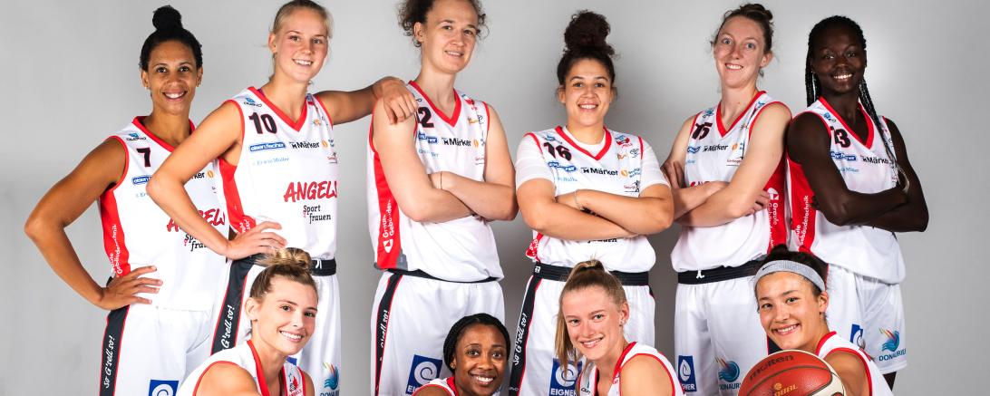 Grund zum Strahlen haben die Eigner Angels Basketballdamen nach dem 118:20-Testspielsieg gegen den MTV Stuttgart. 