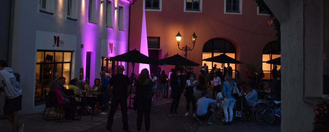 Auf dem Bild zu sehen die Sonnenstraße bei schöner Beleuchtung.