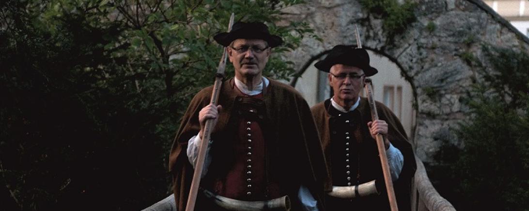 Auf dem Bild zu sehen zwei Nachtwächter.