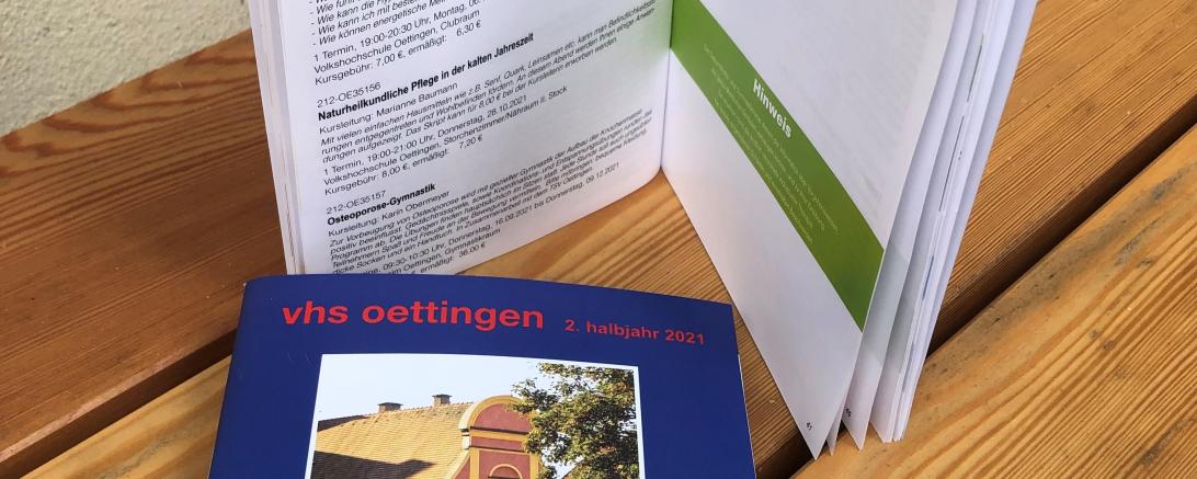 Das Herbstprogramm der Volkshochschule Oettingen kommt in komplett neuem Layout. 
