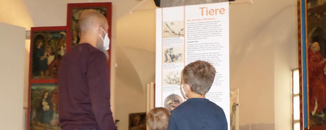 Ein unterhaltsamer Rundgang für Familien im Stadtmuseum Nördlingen