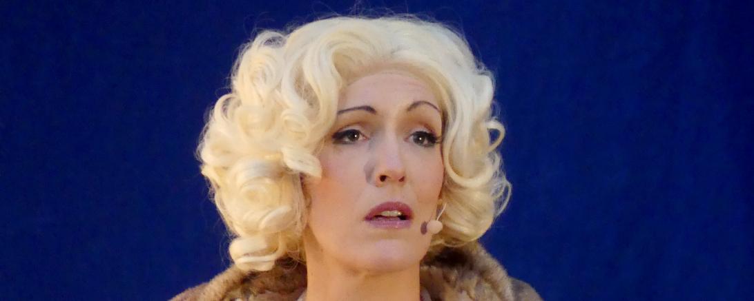 Nördlinger Autorin und Schauspielerin Clarissa Hopfensitz.