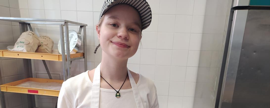 Lucy Löfflad in der Backstube