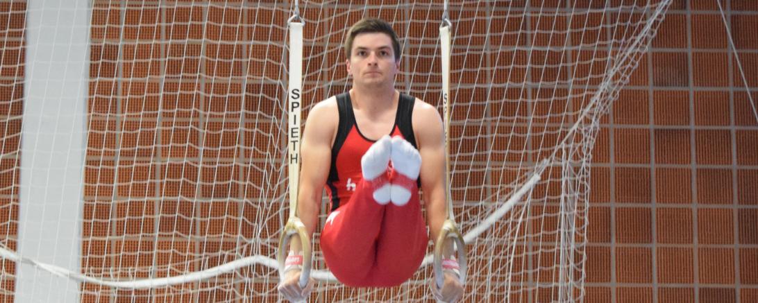 Tim Leibiger an den Ringen