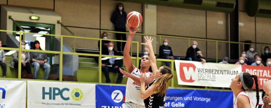Center-Bollwerk Amenze Obanor hielt mit wichtigen Rebounds den Sieg in Düsseldorf fest.
