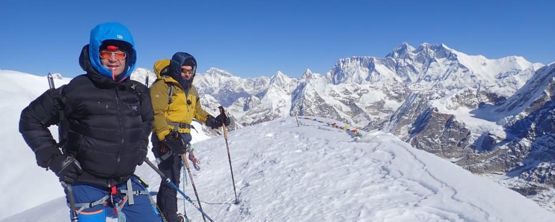 Innerhalb von drei Wochen hat Gerhard Münderlein den stolzen Sechstausender in Nepal bestiegen. Wer bekommt da nicht Lust, selbst zum Bergsteiger zu werden?