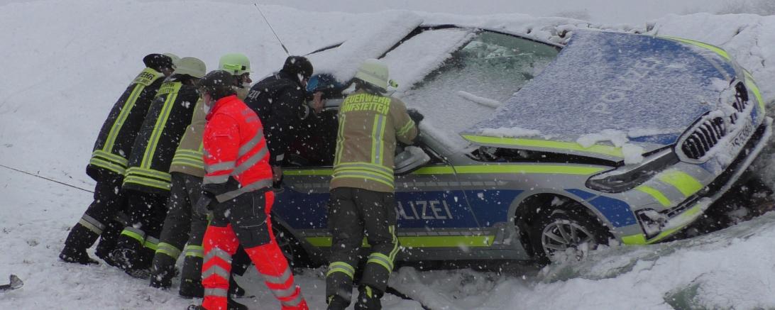 Verunfallter Streifenwagen 