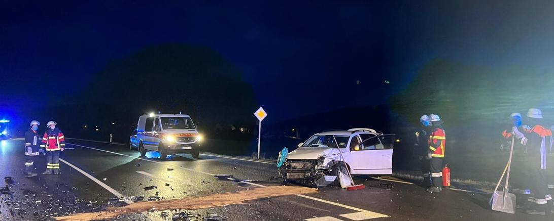 Verkehrsunfall auf der B 25 bei Hoppingen. 