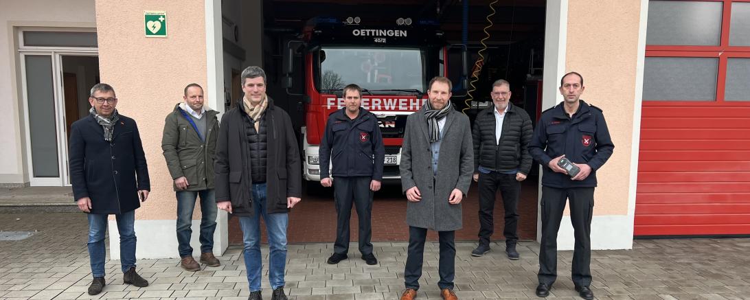 v.l.n.r.: Dieter Lessmann (Firma Lessmann), Christian Hammling (Firma Jeld-Wen), Stephan Miller (Firma KGM), Thomas Foltin (stellvertretender Kommandant), Thomas Heydecker (Bürgermeister), Wolfgang Oswald (Firma Jeld-Wen), Daniel Härtle (Kommandant)