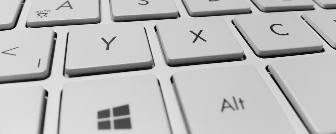 Das Bild zeigt einen Teil einer Computer-Tastatur 