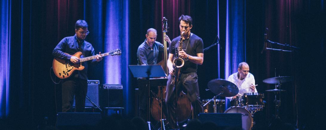 Das Bild zeigt das Rick Hollander Quartet feat. Brian Levy 