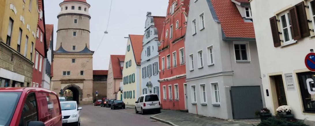 Das Bild zeigt das Löpsinger Tor.