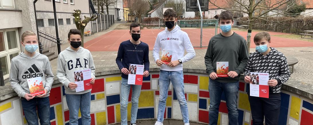 Bild der Gewinner des Planspiel Börse aus der Realschule Maria Stern. 