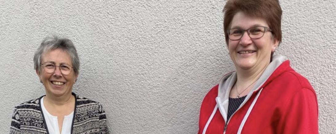 Das Bild zeigt Claudia Müller aus Otting (rechts) und Christa Lechner vom Lions-Club Donauwörth (links).