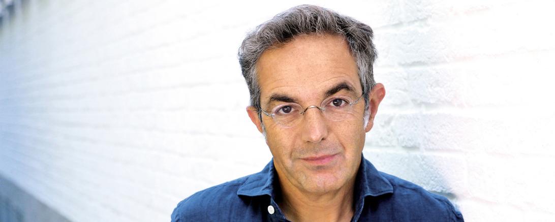 Das Bild zeigt den Autor Navid Kermani.