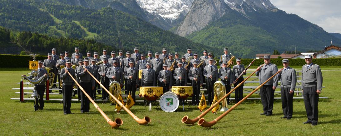 Das Gebirgsmusikkorps der Bundeswehr aus Garmisch-Partenkirchen.