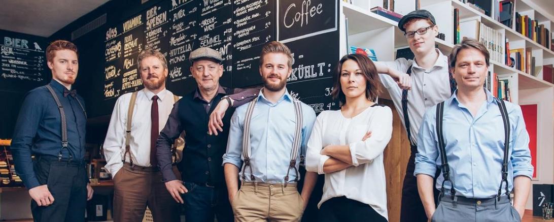 Das Bild zeigt die Band Mama Makes Coffee