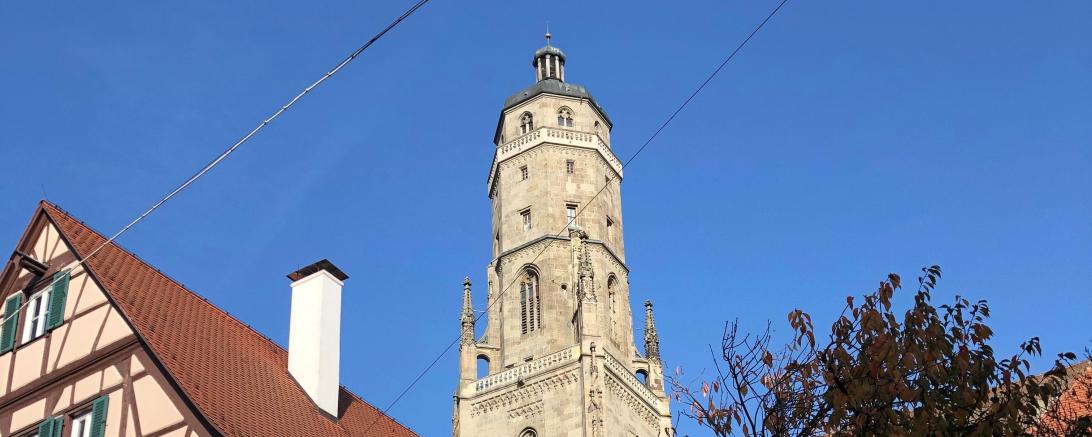 Zu sehen ist der Turm Daniel.