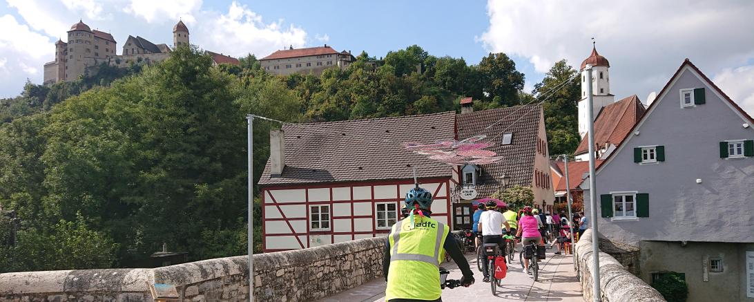 ADFC Donau-Ries unterwegs in Harburg