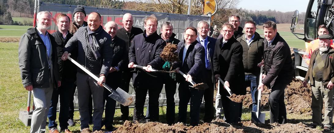 Spatenstich für neuen Geh- und Radweg in Sulzdorf