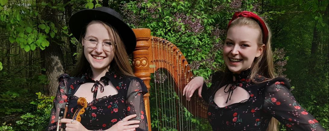 Anna und Mia Berger.