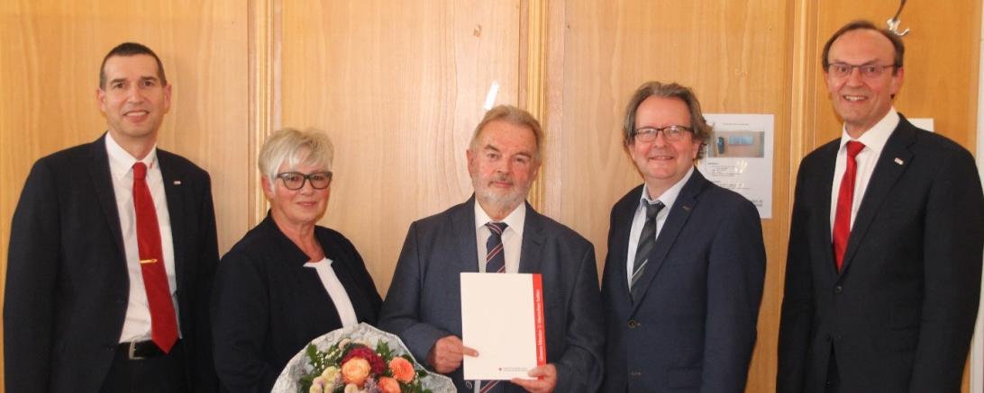 v.l.n.r.: Arthur Lettenbauer, Frau Oppel, Franz Oppel, Armin Neudert, Johann Natzer