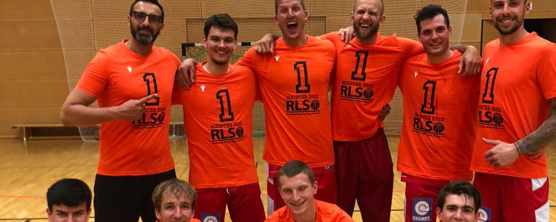 Zu sehen sind die Spieler des TSV Nördlingen. 