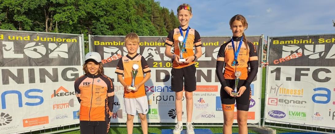 Nina Mayer, Daniel Weiland, Joel Westphal, Julia Weiland