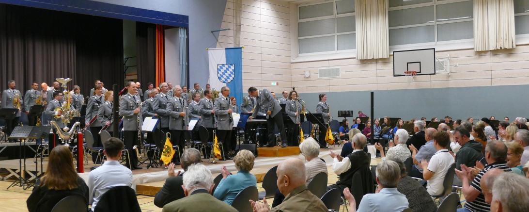 Das Bild zeigt das Benefizkonzert für die Ukraine in Wemding.