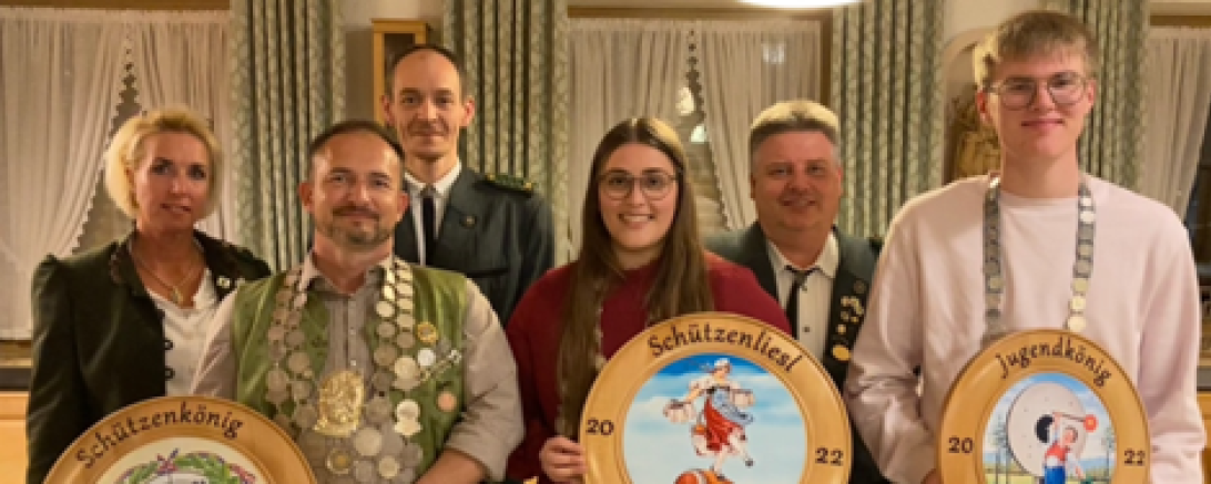 Das Bild zeigt von links Sandrine Lajoie-Bautz, Erik Hartlieb, Matthias Herb, Anna Durner, Armin Durner und Johannes Hofer