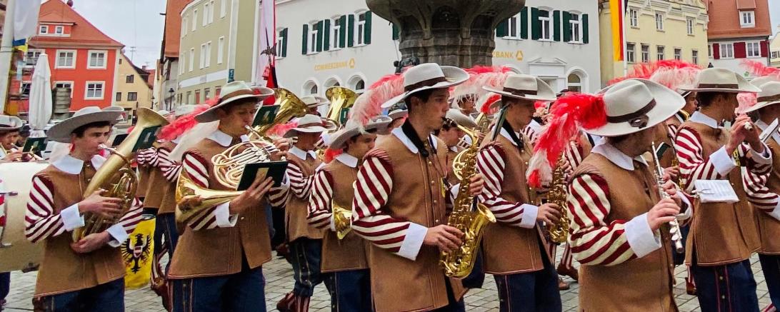 Das Bild zeigt die Knabenkapelle Nördlingen.