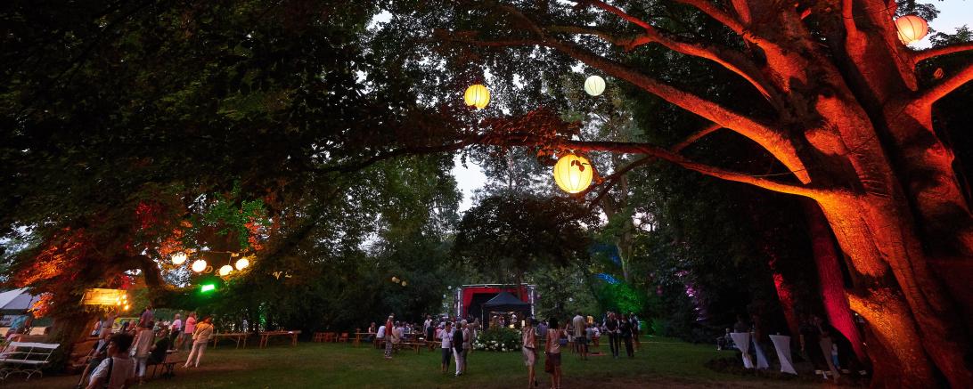 Das Bild zeigt das Rainer Winkel Festival in Gut Sulz.