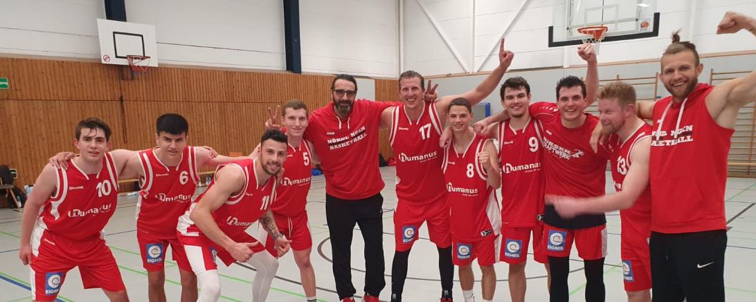 Das Bild zeigt das Männerbasketballteam des TSV Nördlingen.