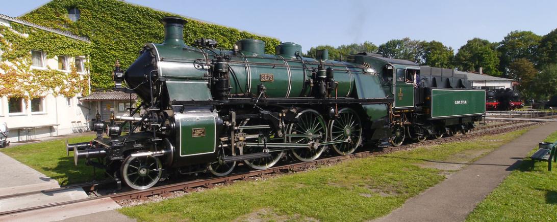 Zu sehen ist die Dampflokomotive S 3/6 3673.