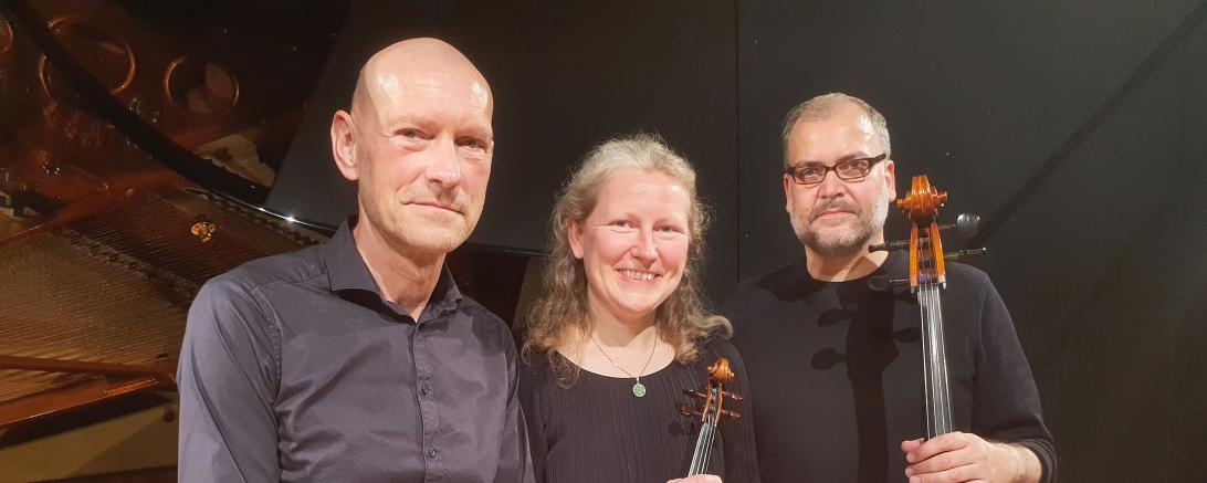 Claudia Bahr, Wolfgang Fink, Thomas Selbach. 