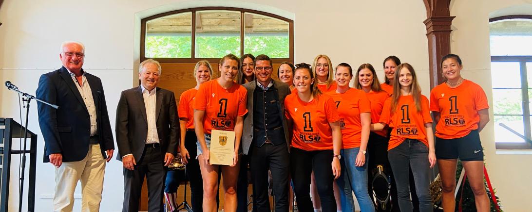 Das BIld zeigt die Basketball-Damen des TSV 1861 Nördlingen.