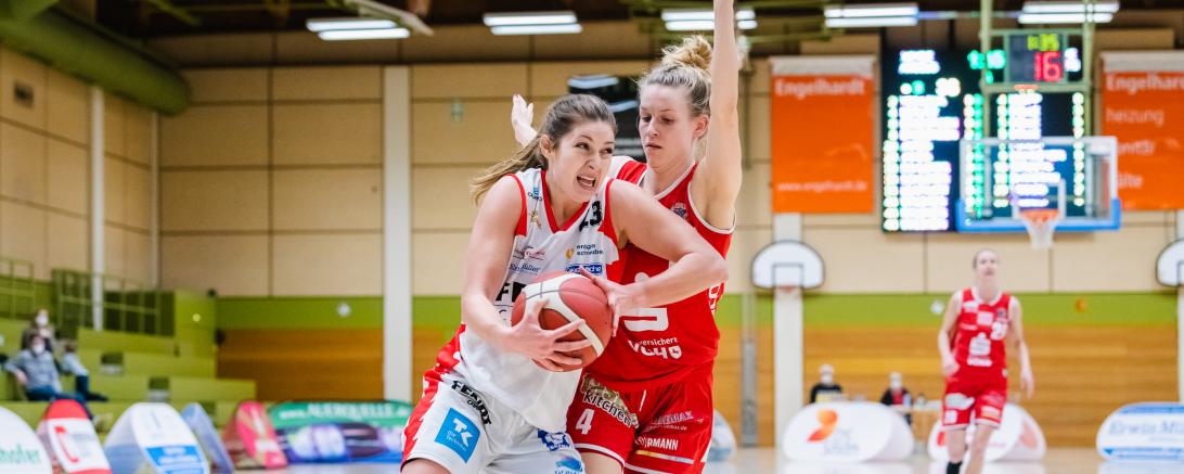 Das Bild zeigt Laken James in einer Spielsituation. 