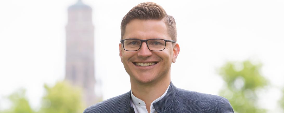 Das Bild zeigt Nördlingens Oberbürgermeister David Wittner.