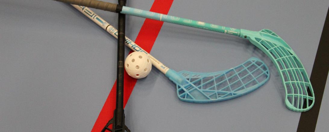 Ausrüstung für Floorball. 