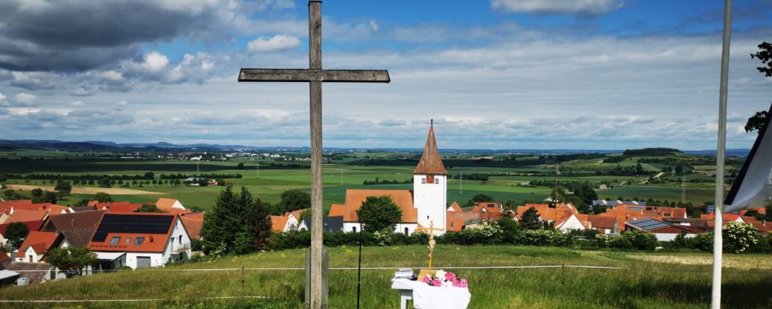 Das Bild zeigt den Kirchberg in Großsorheim.