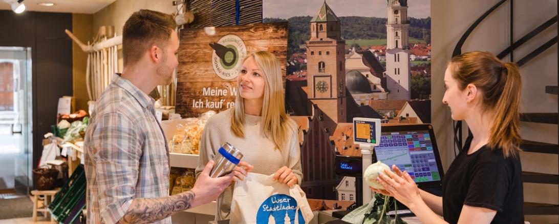 Das bild zeigt den Donauwörther Stadtladen.